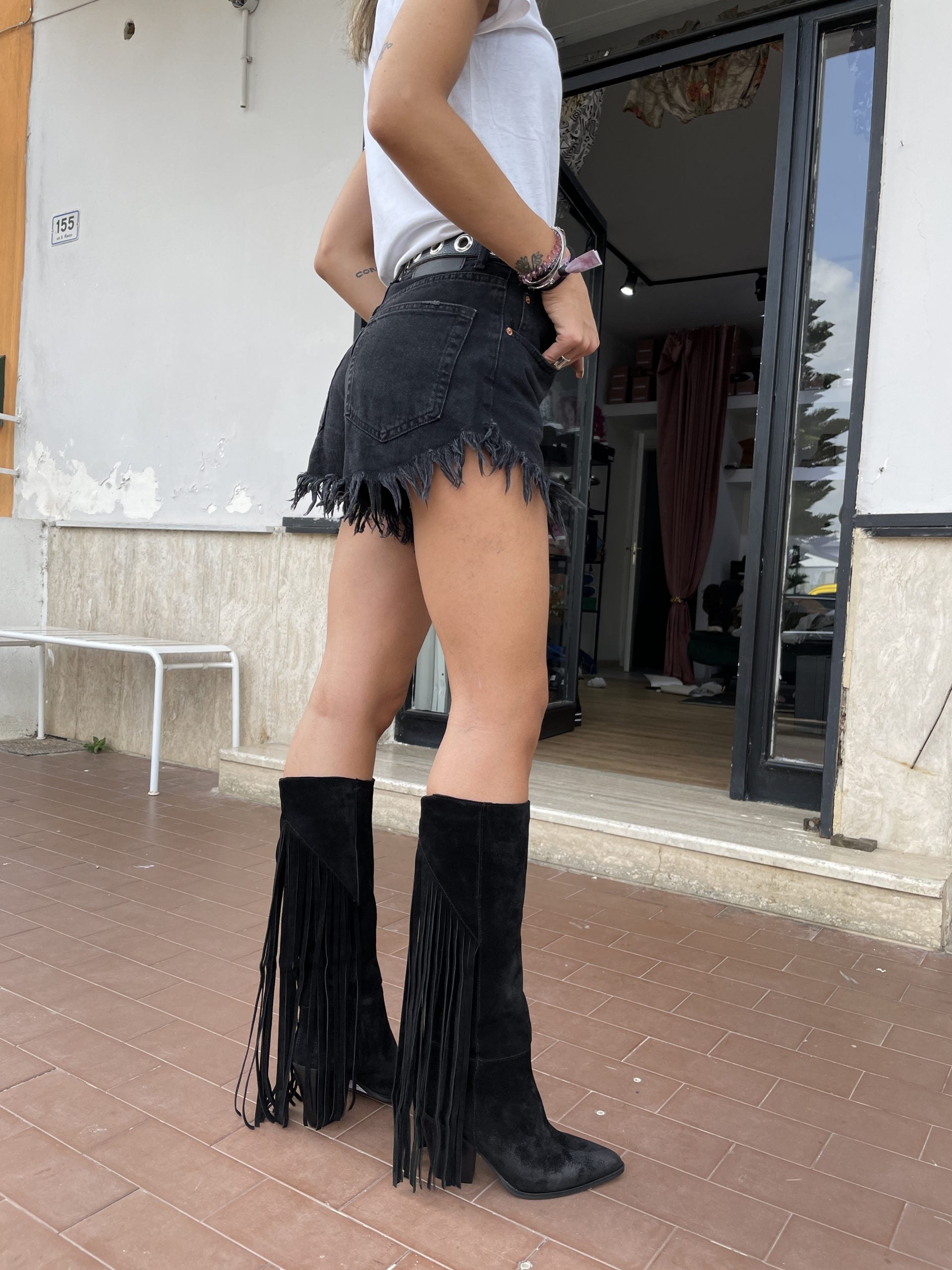 Camperos Cesare black suede