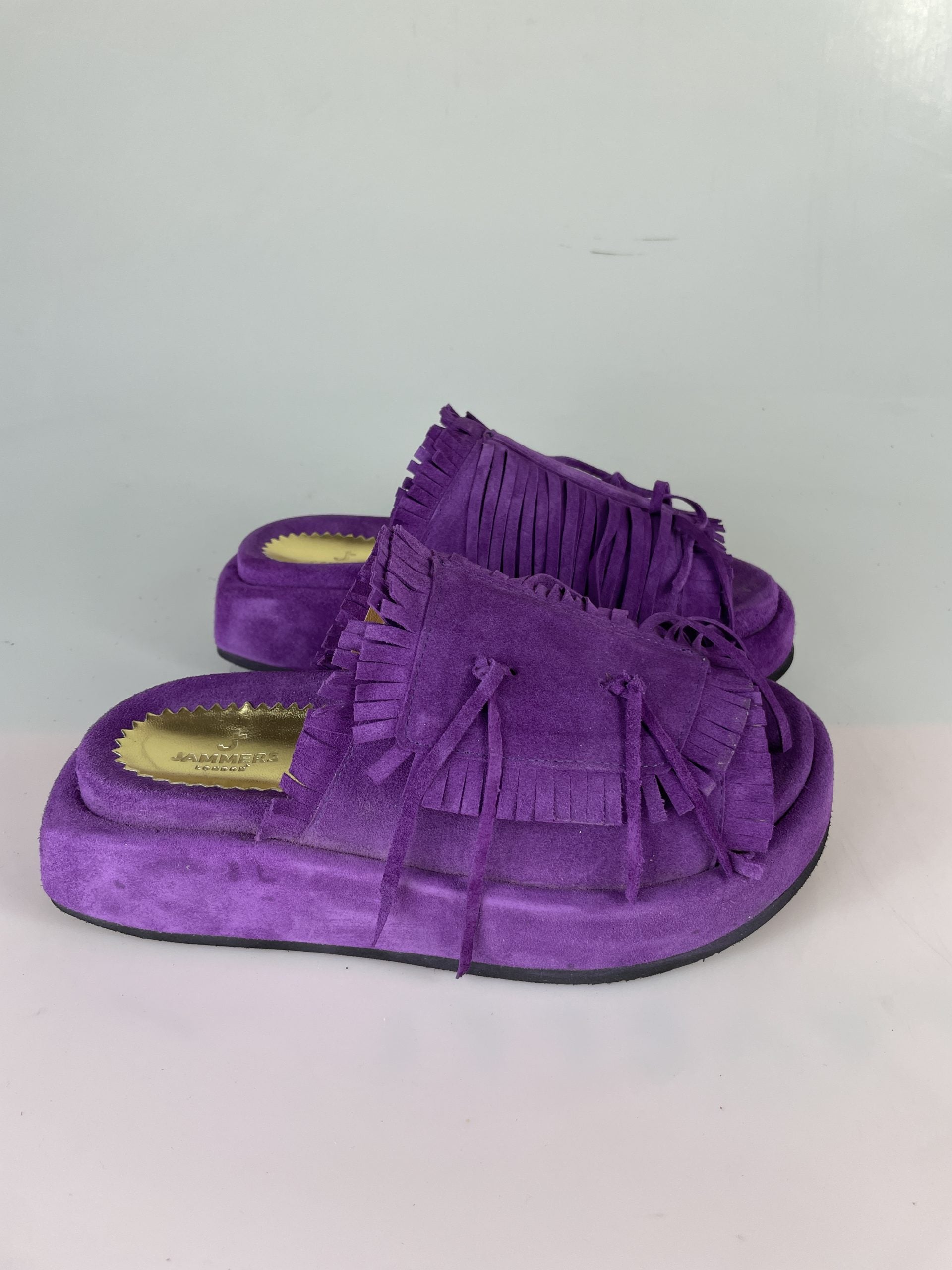 Armonia camoscio viola