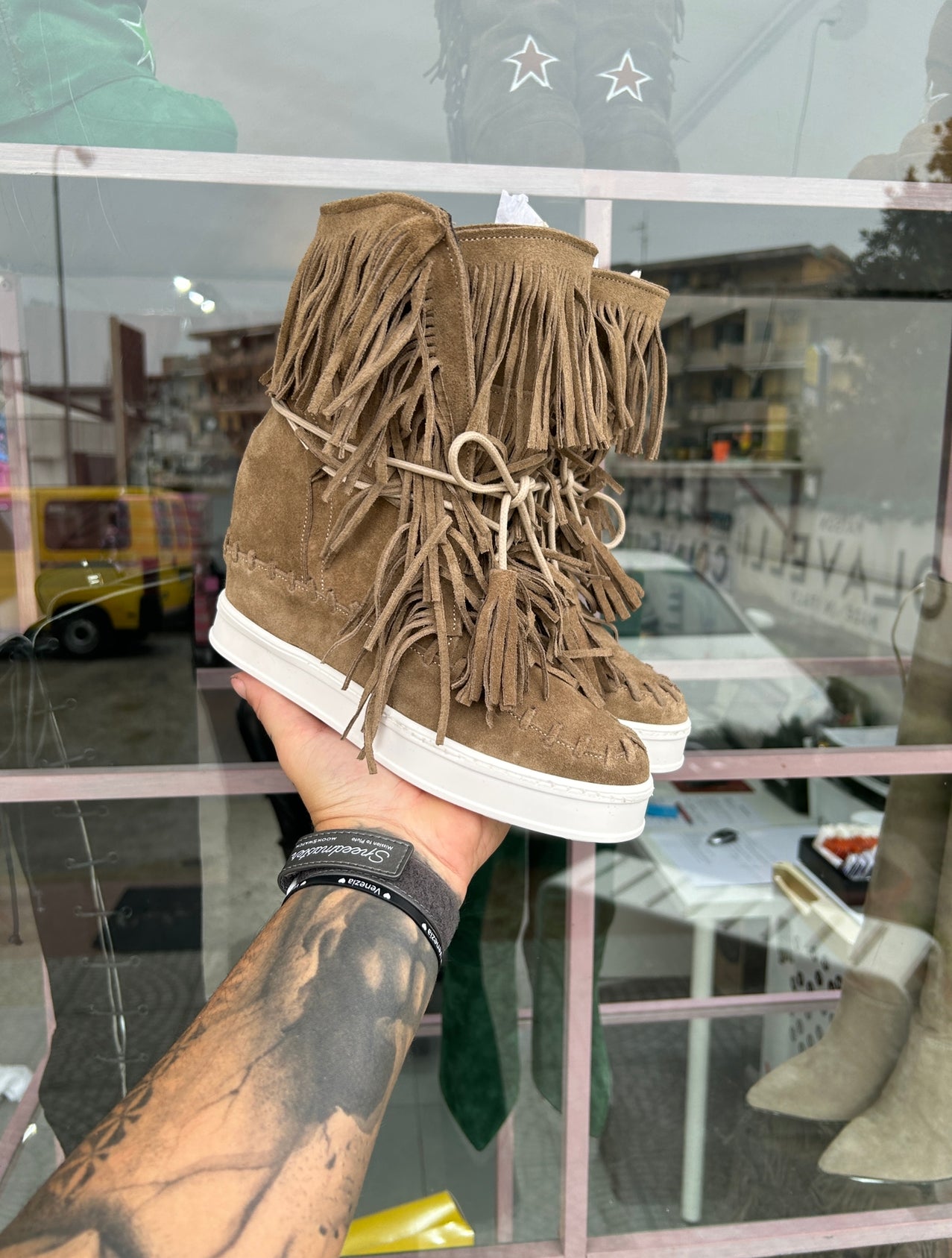 Full up suede dove gray 