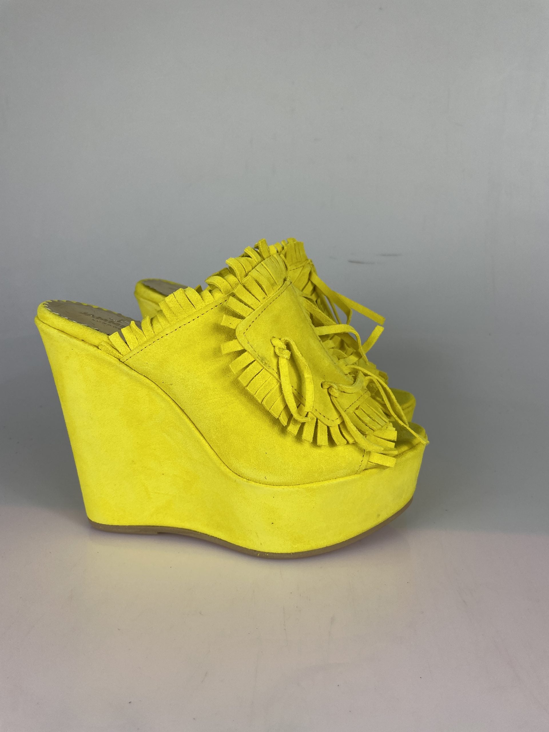 Carmensita harmony yellow suede
