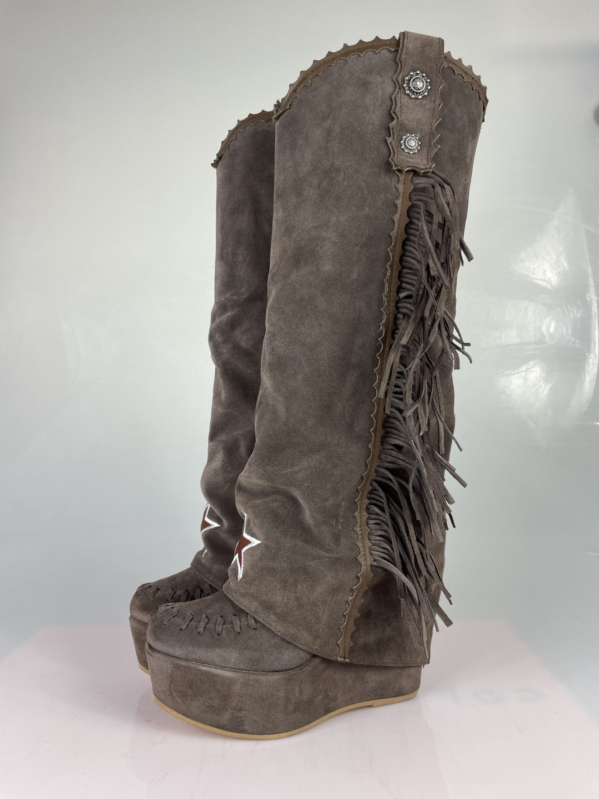 Carmensita Euphoria Chocolate Suede Closed Toe