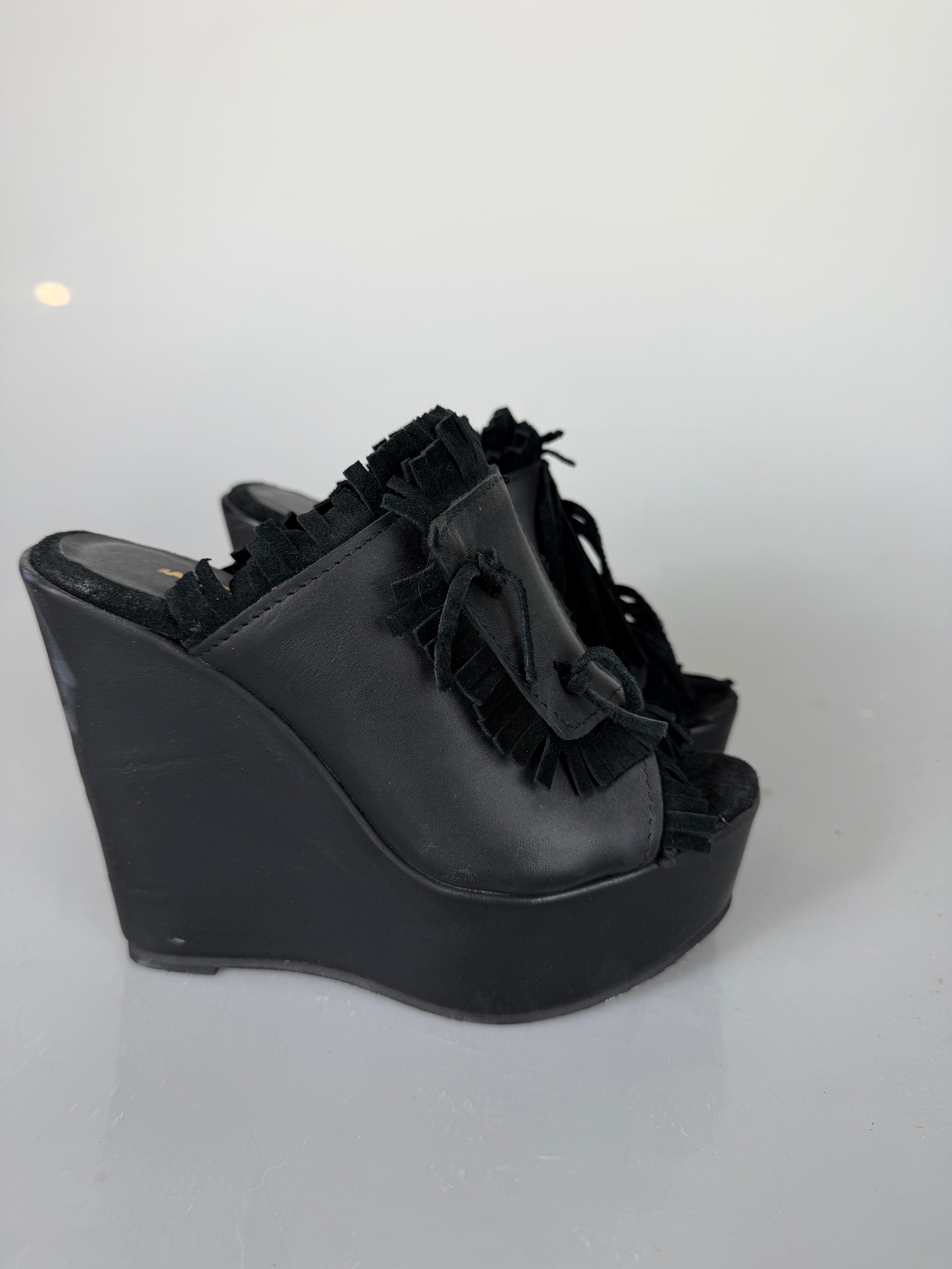 Carmensita sabo pelle nero