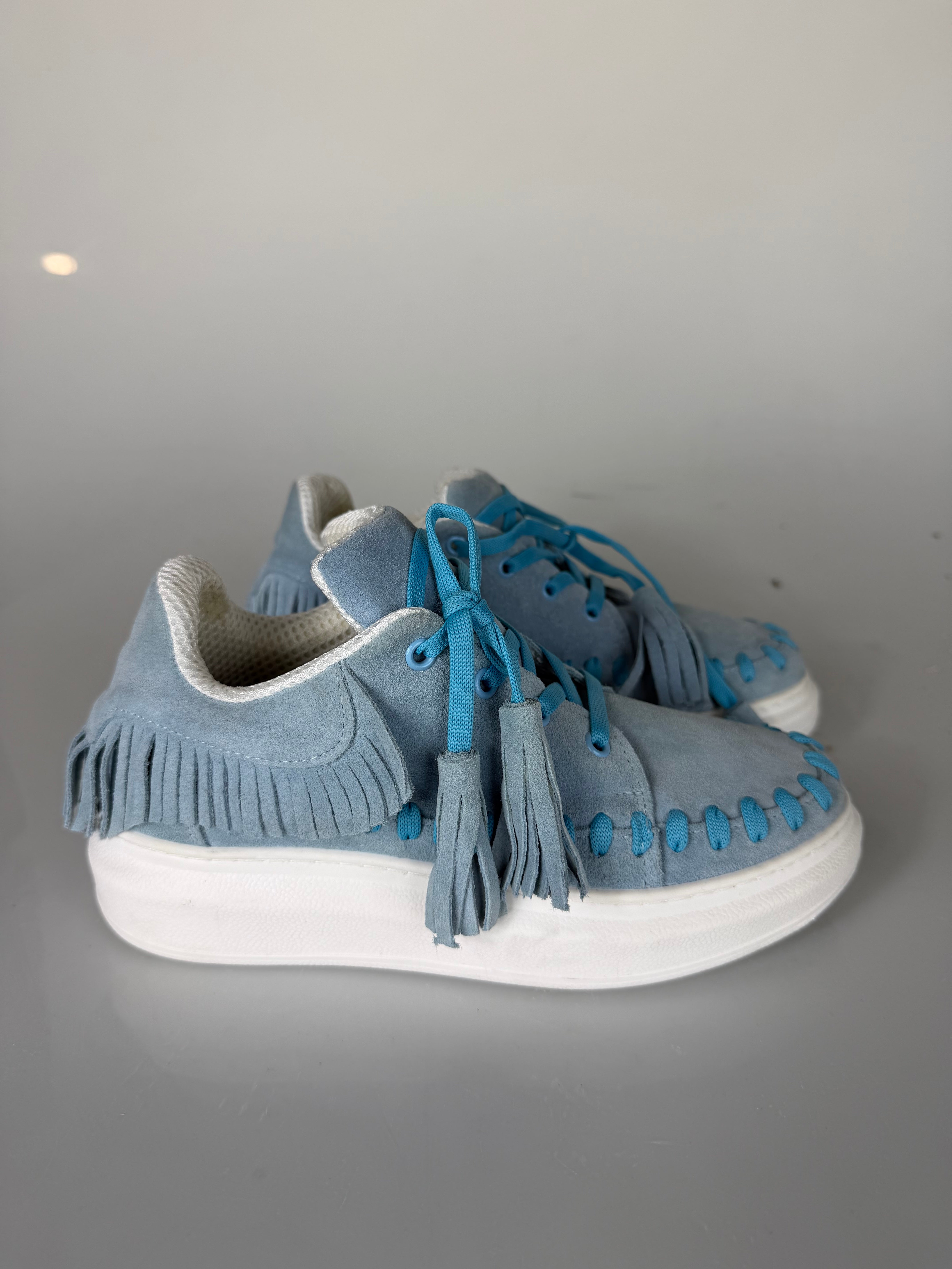 Sneakers cam celeste