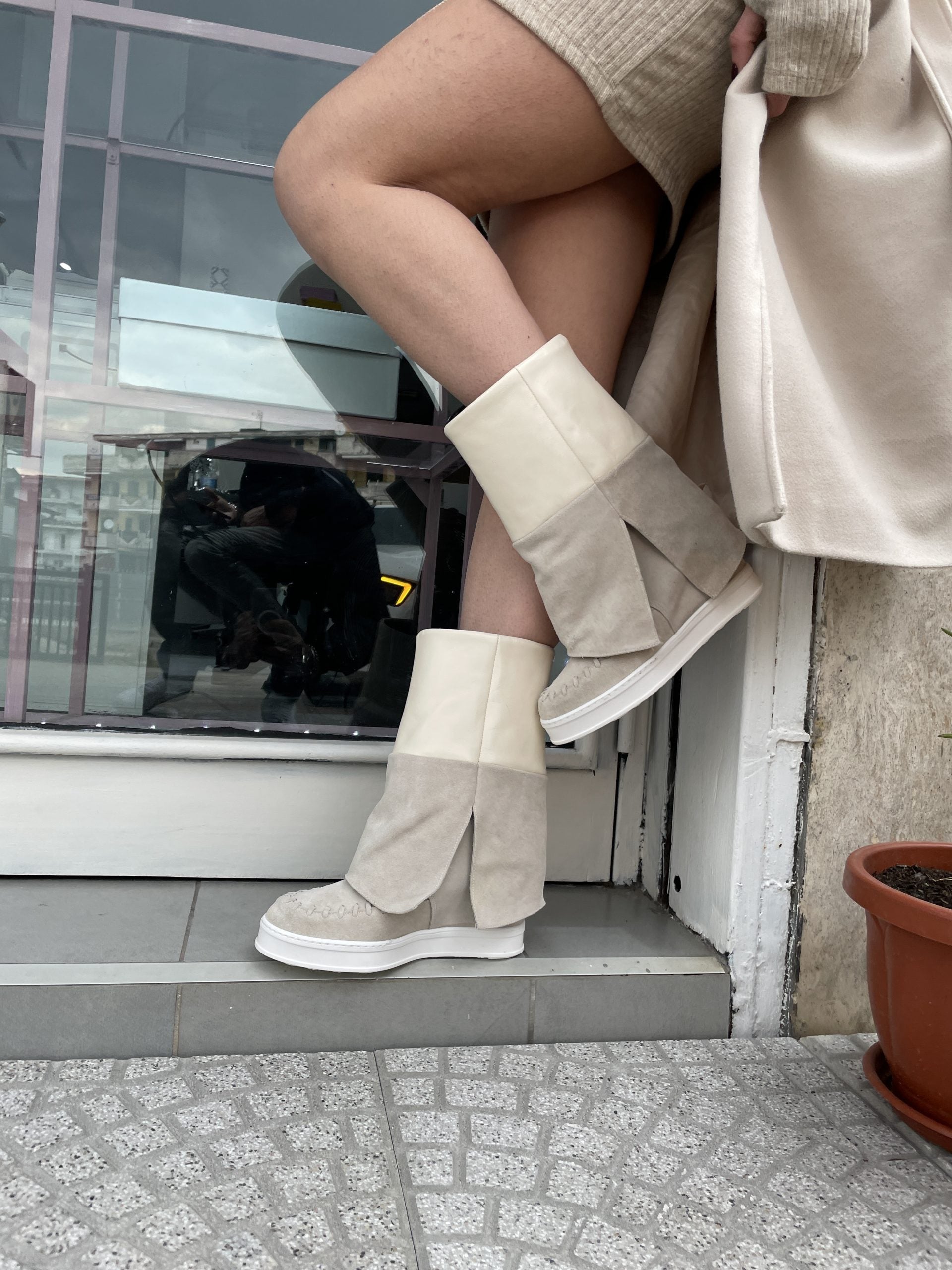 Blessing suede cream leather 
