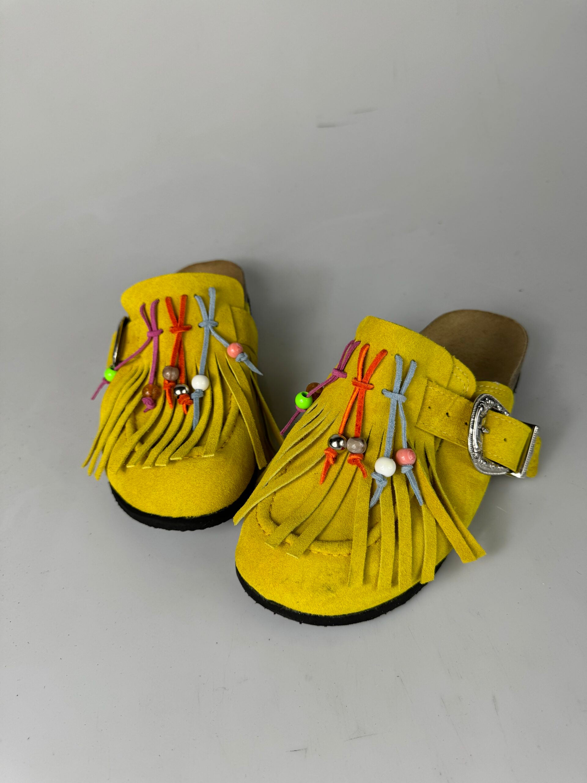 Cámara de conejito amarillo