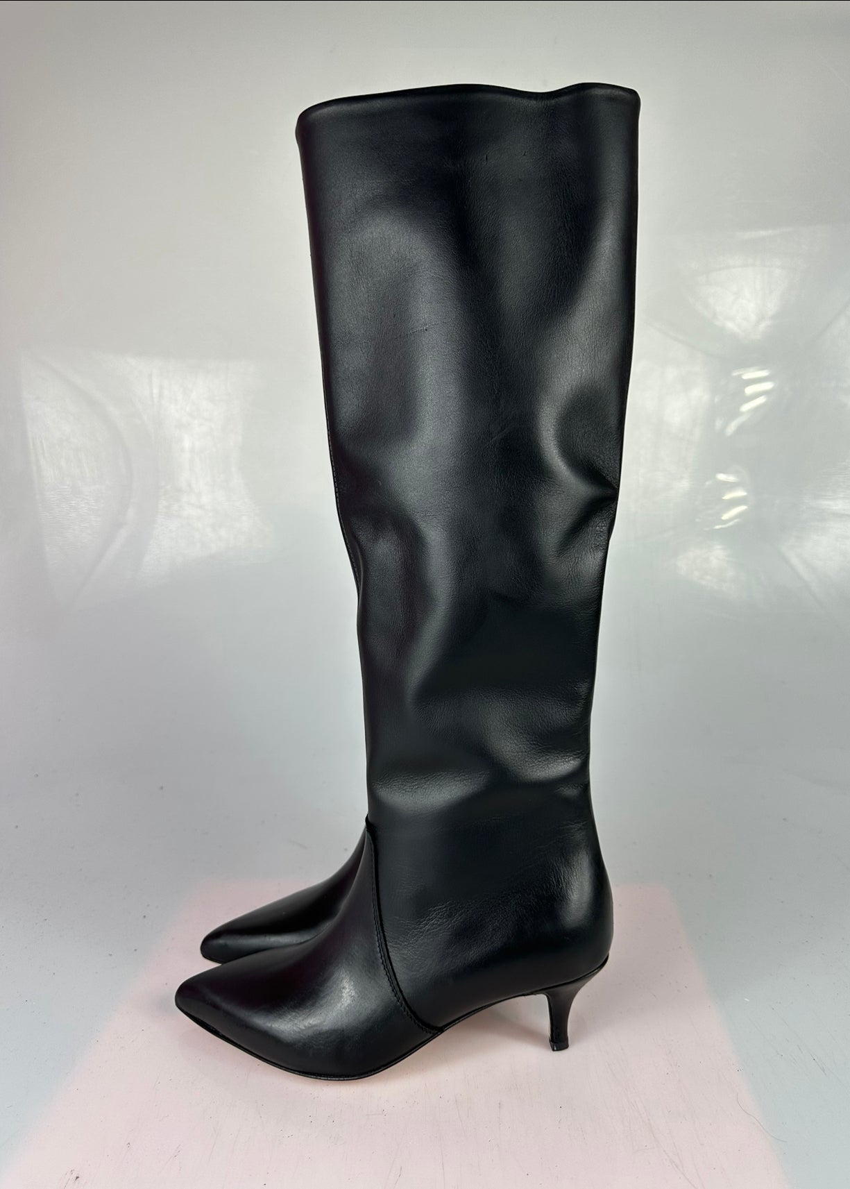 Flaminia n.° f. cuero negro