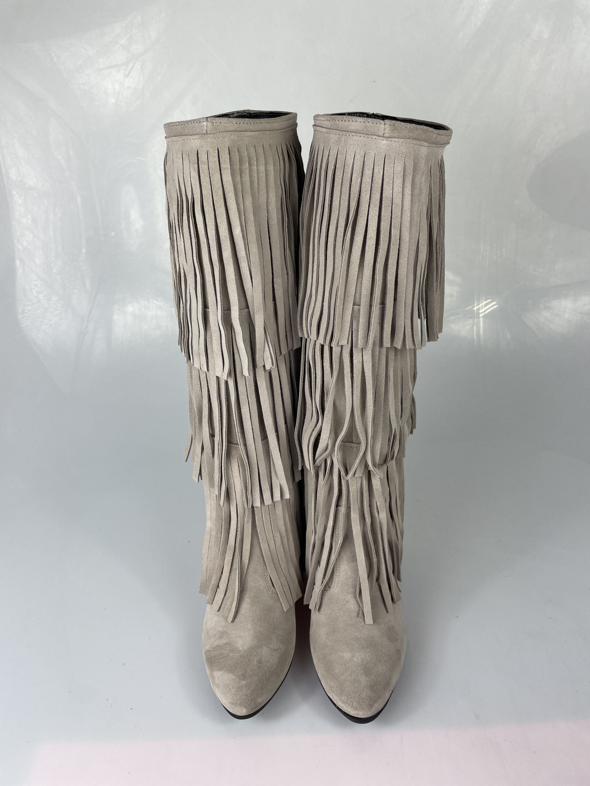 Marvin beige suede