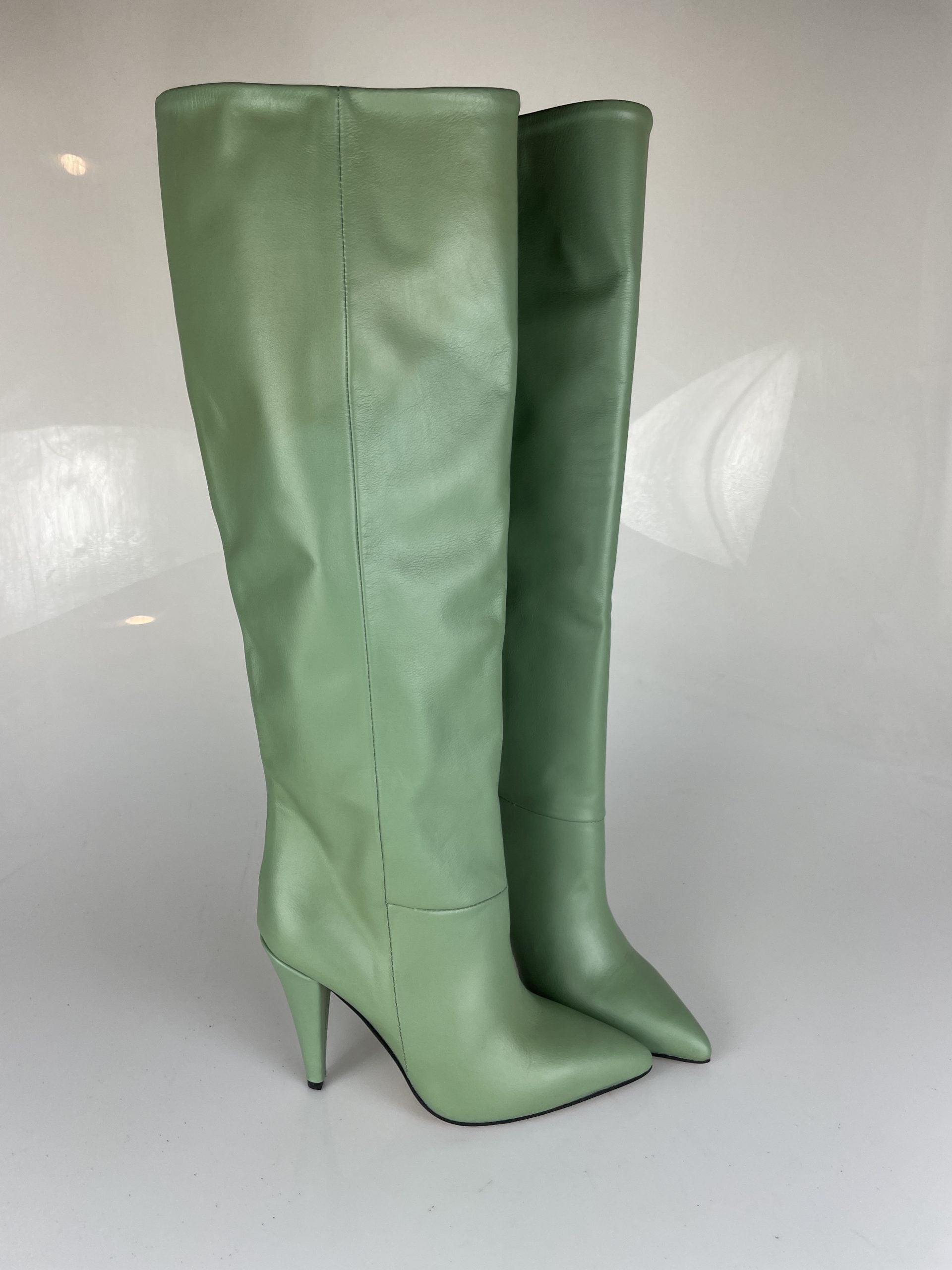 Caesar green skin 1578