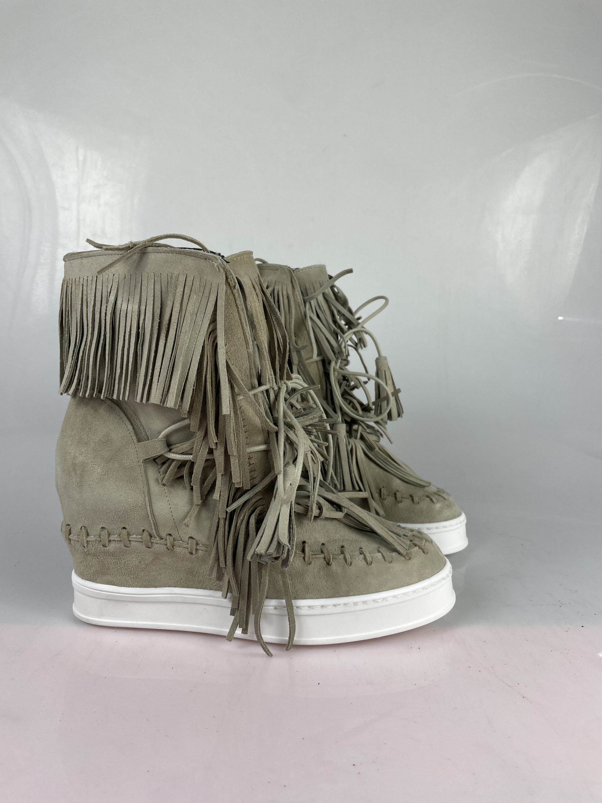 Full up beige suede