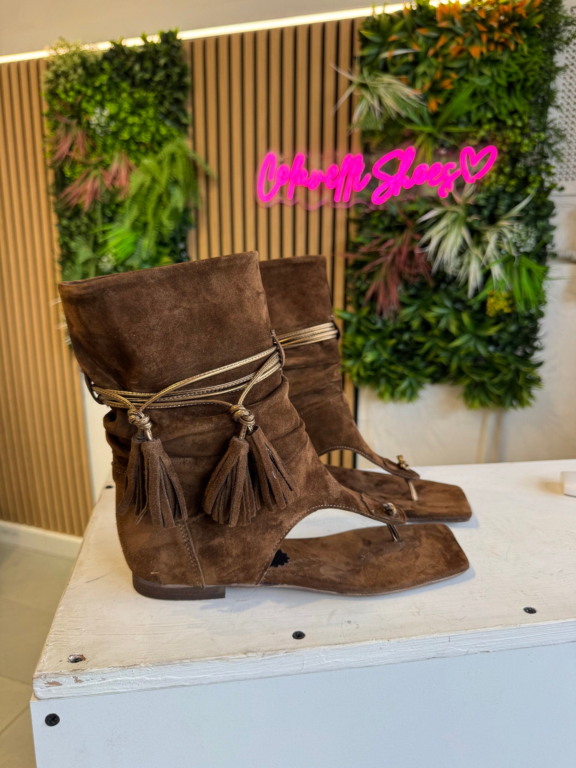 Formentera suede leather