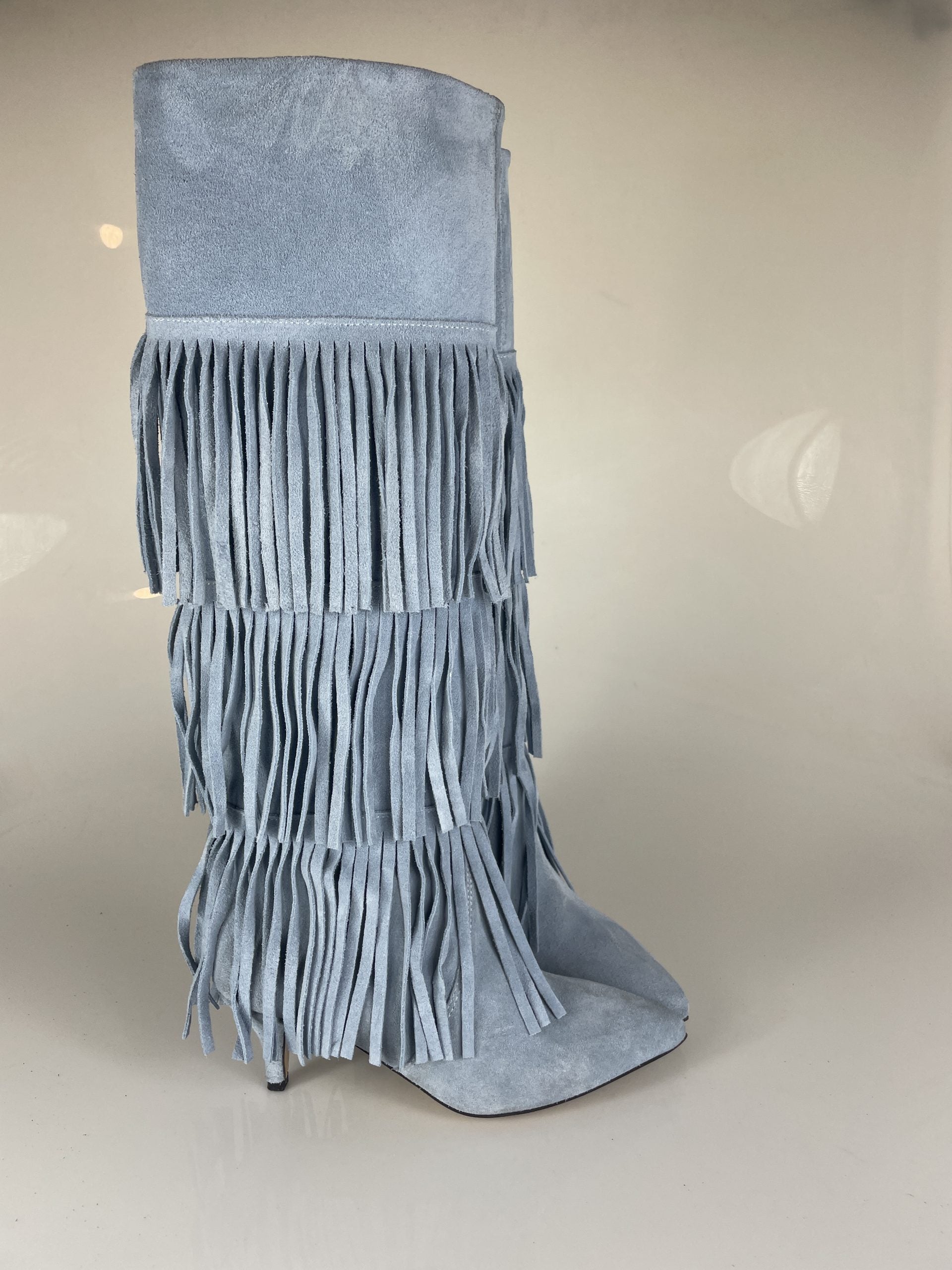 Flaminia light blue suede