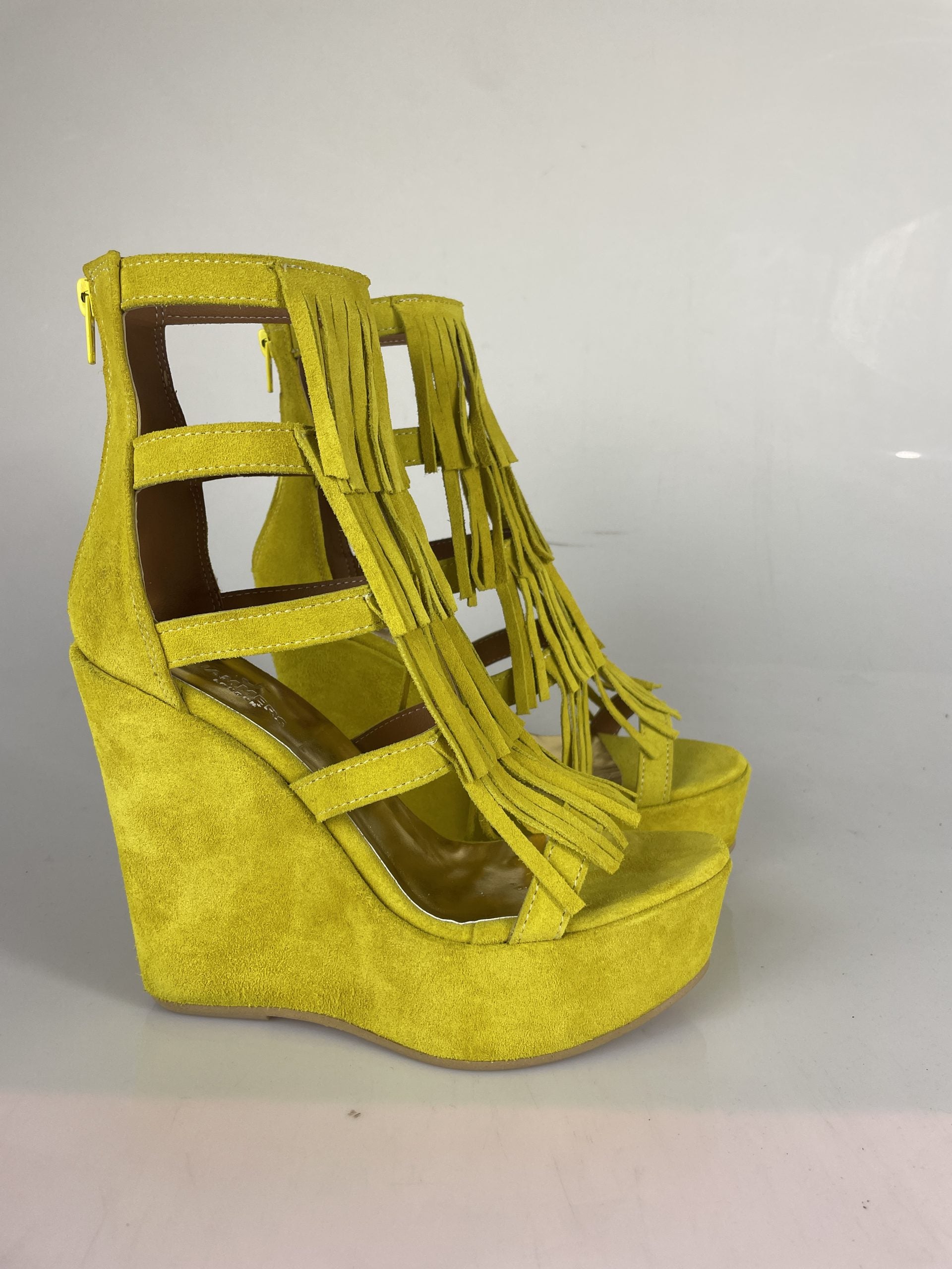 Carmensita afrodite camoscio giallo