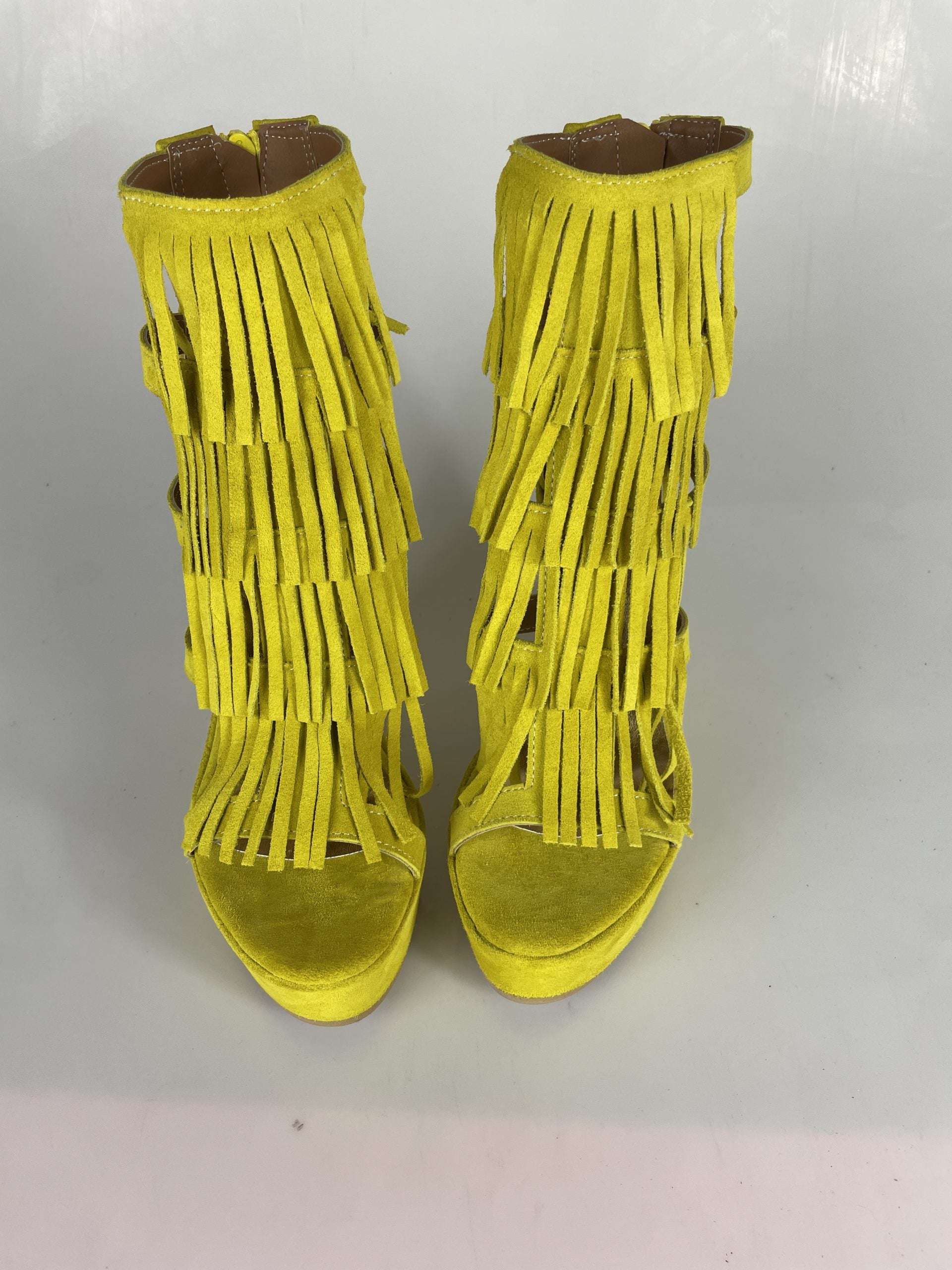 Carmensita afrodite camoscio giallo