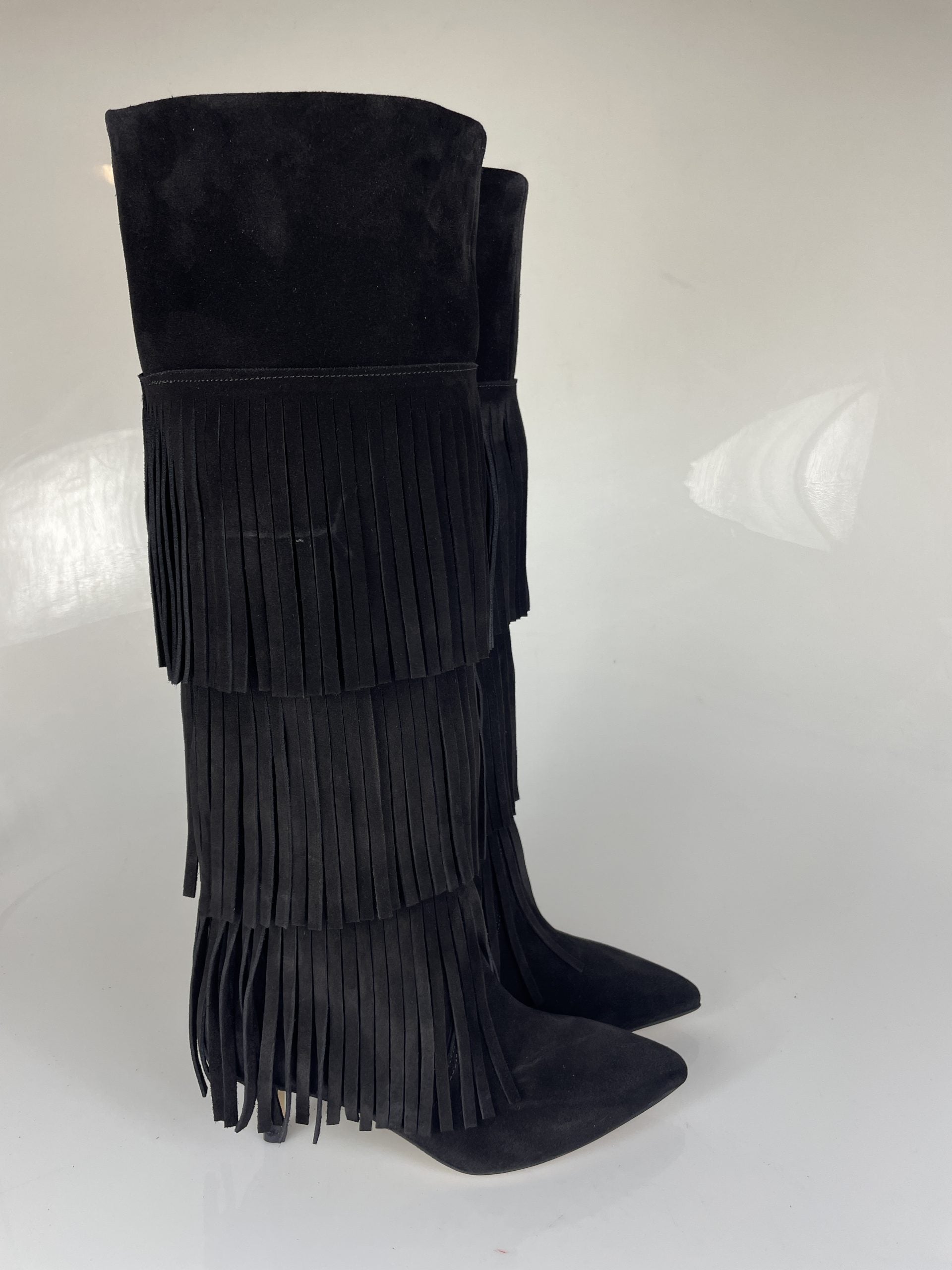 Flaminia black suede