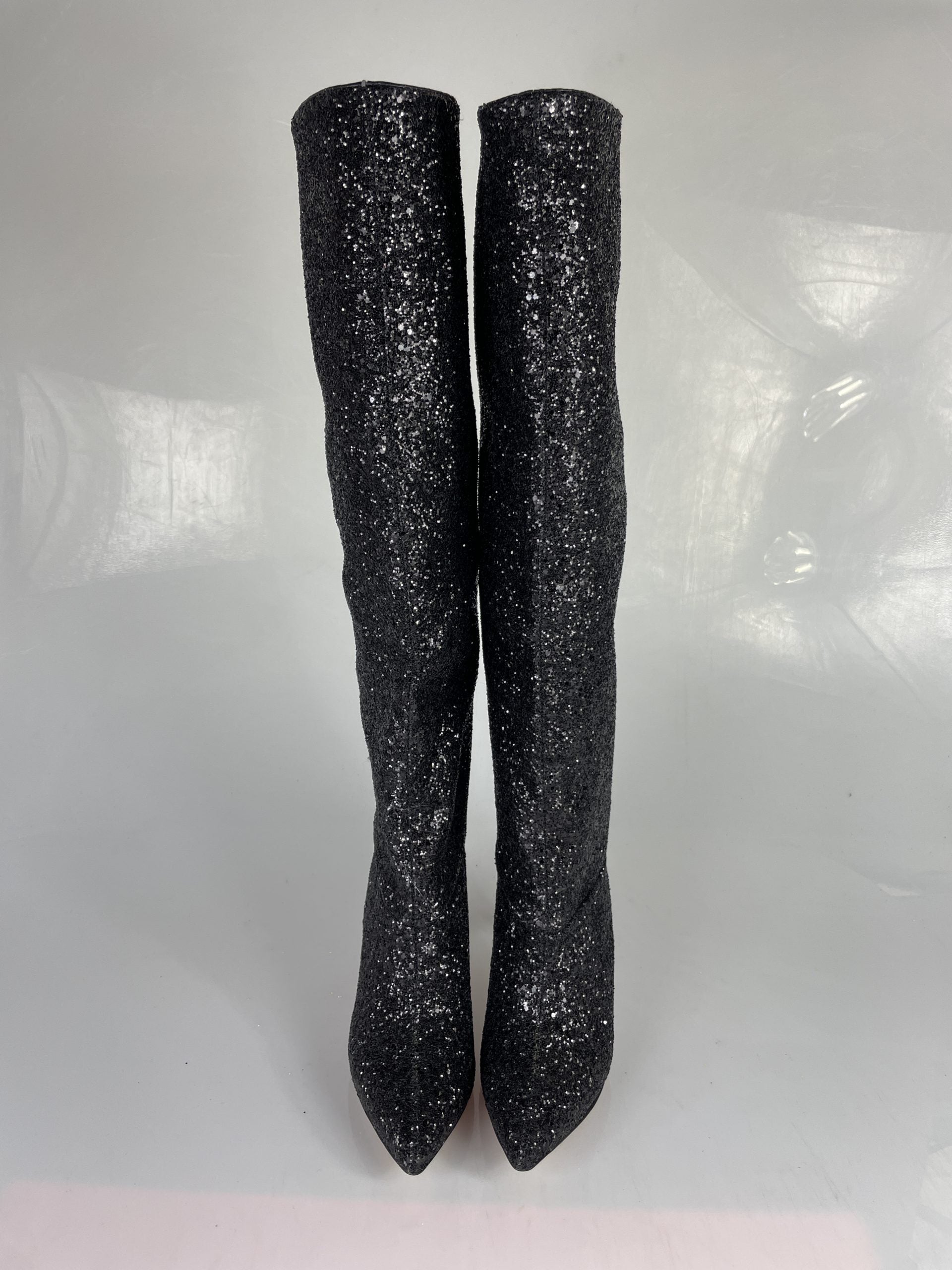 Black glitter gilda