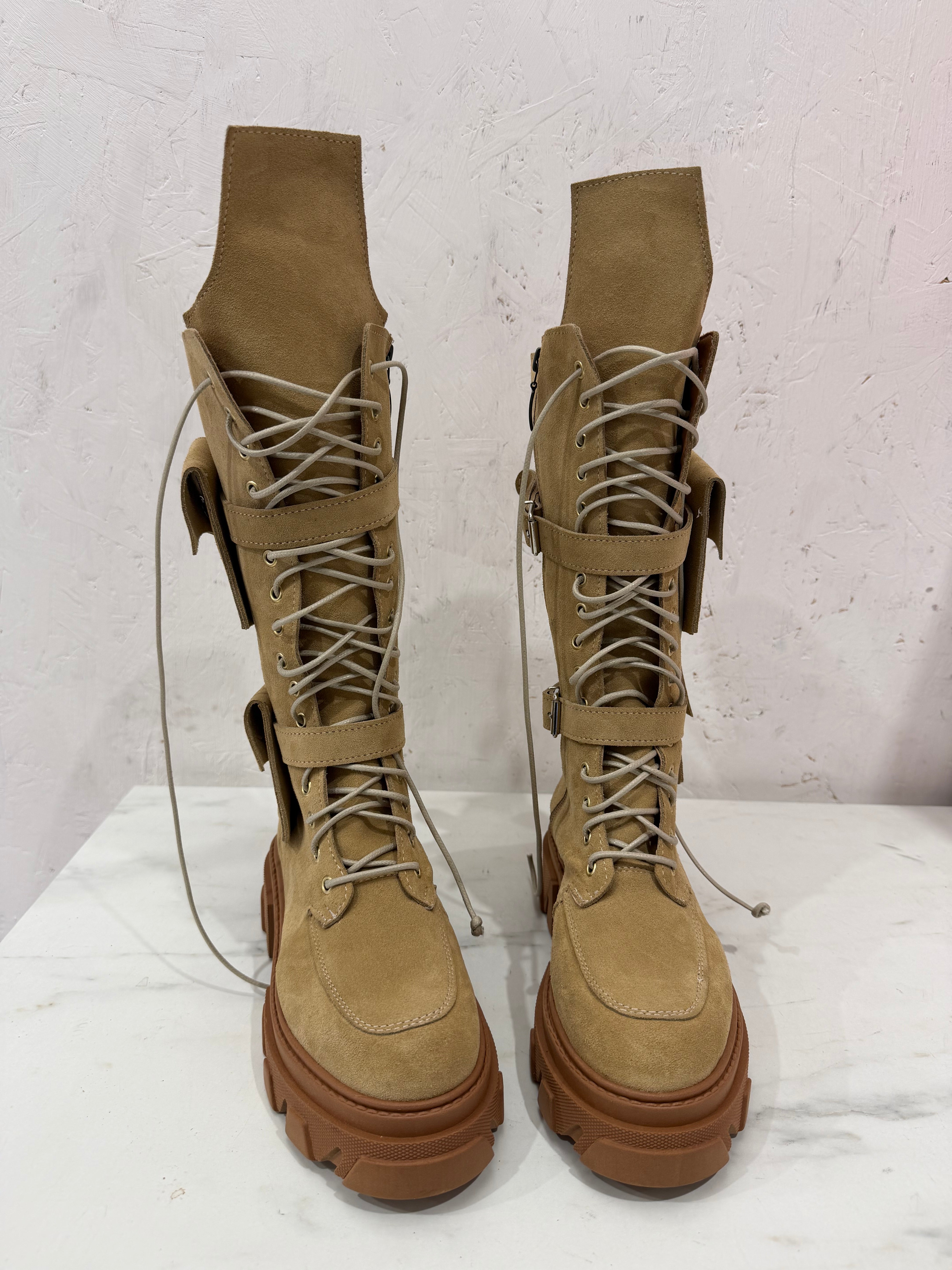 Wake1 cam biscotto lingua alta