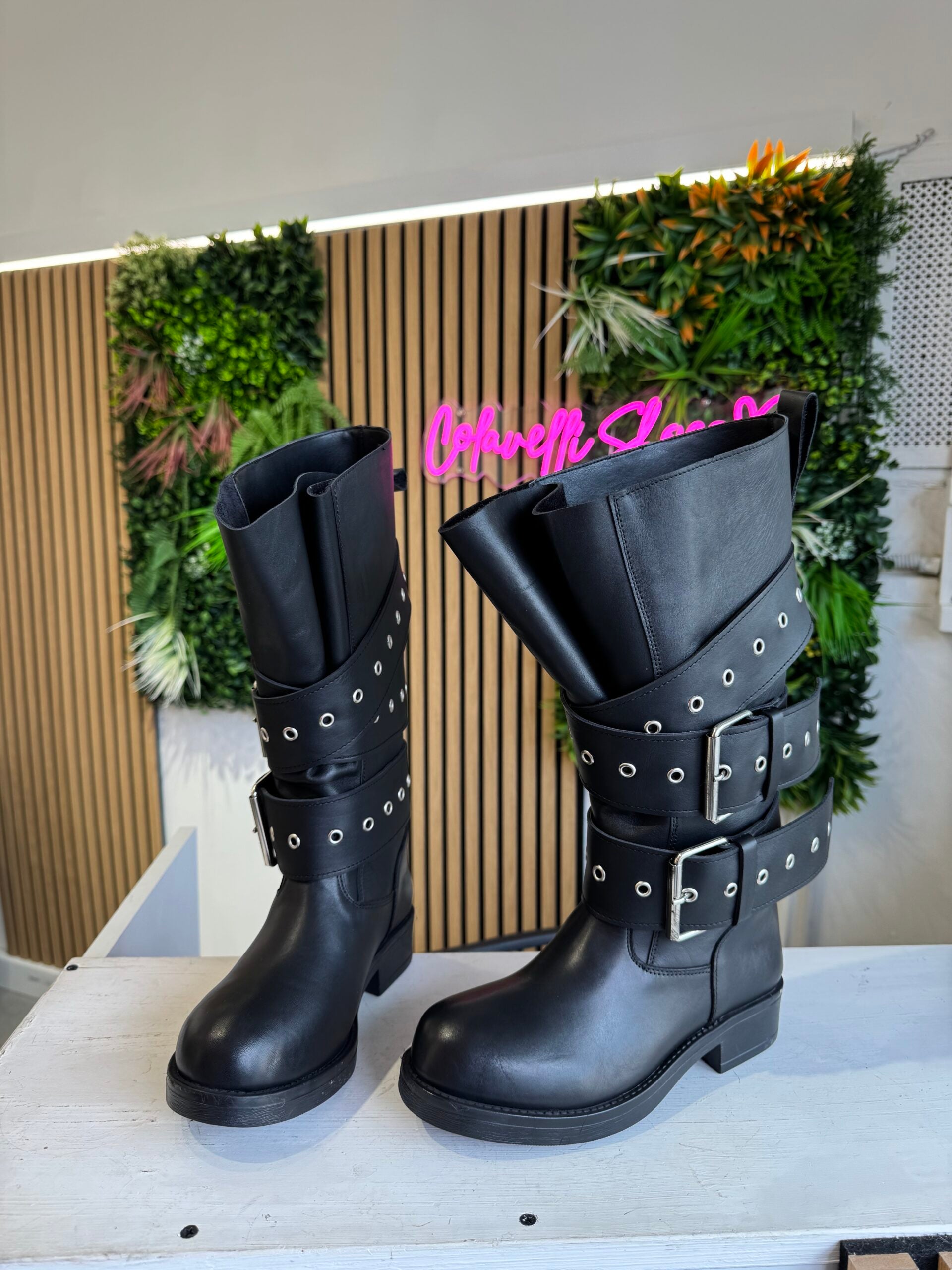 Harley vale black leather