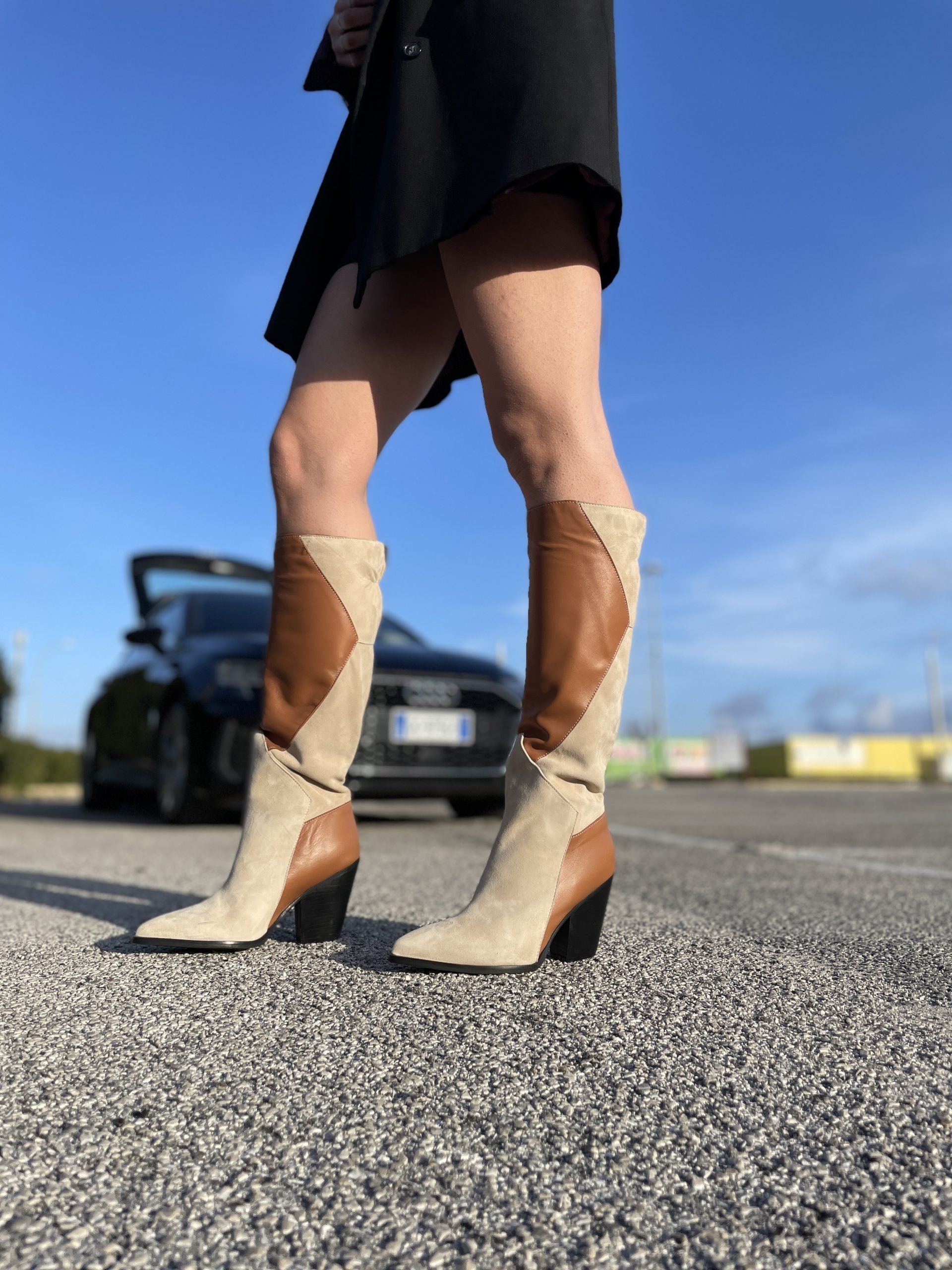 I31 bis beige leather