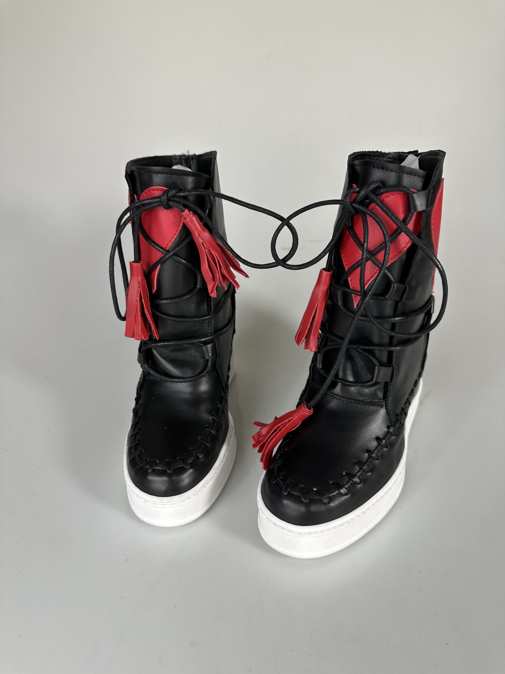 Hearth pelle nero rip. rosso