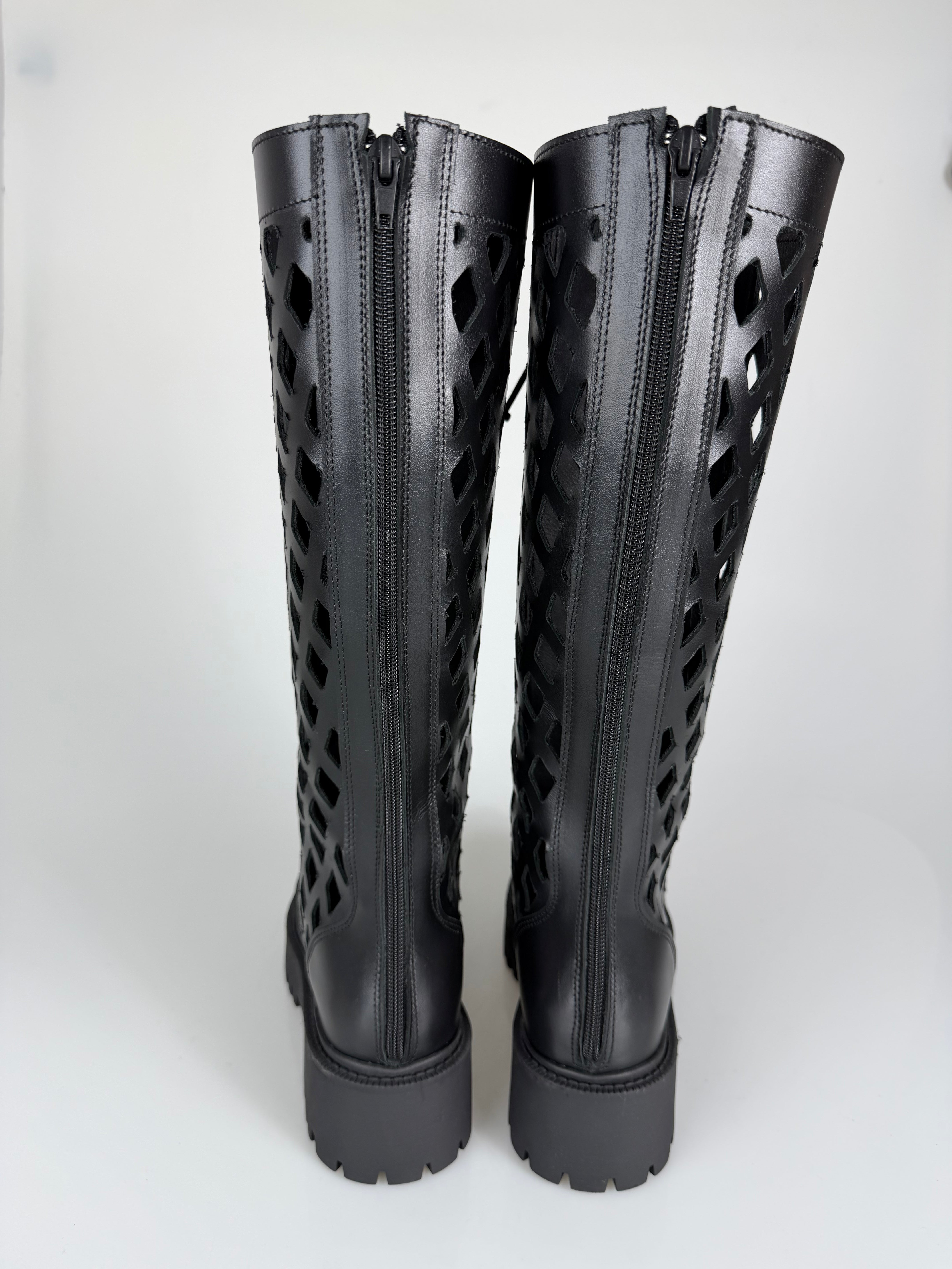 Anfibio ginny rete pelle nero