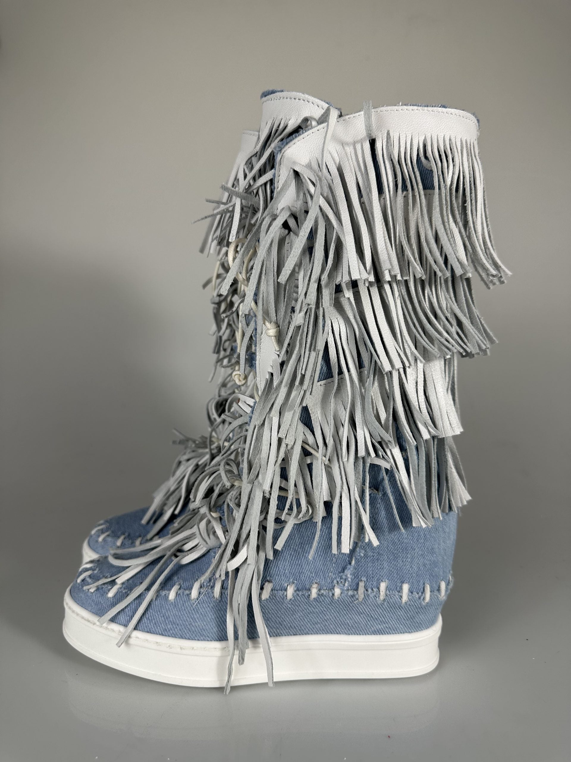 Regular white rip cam jeans