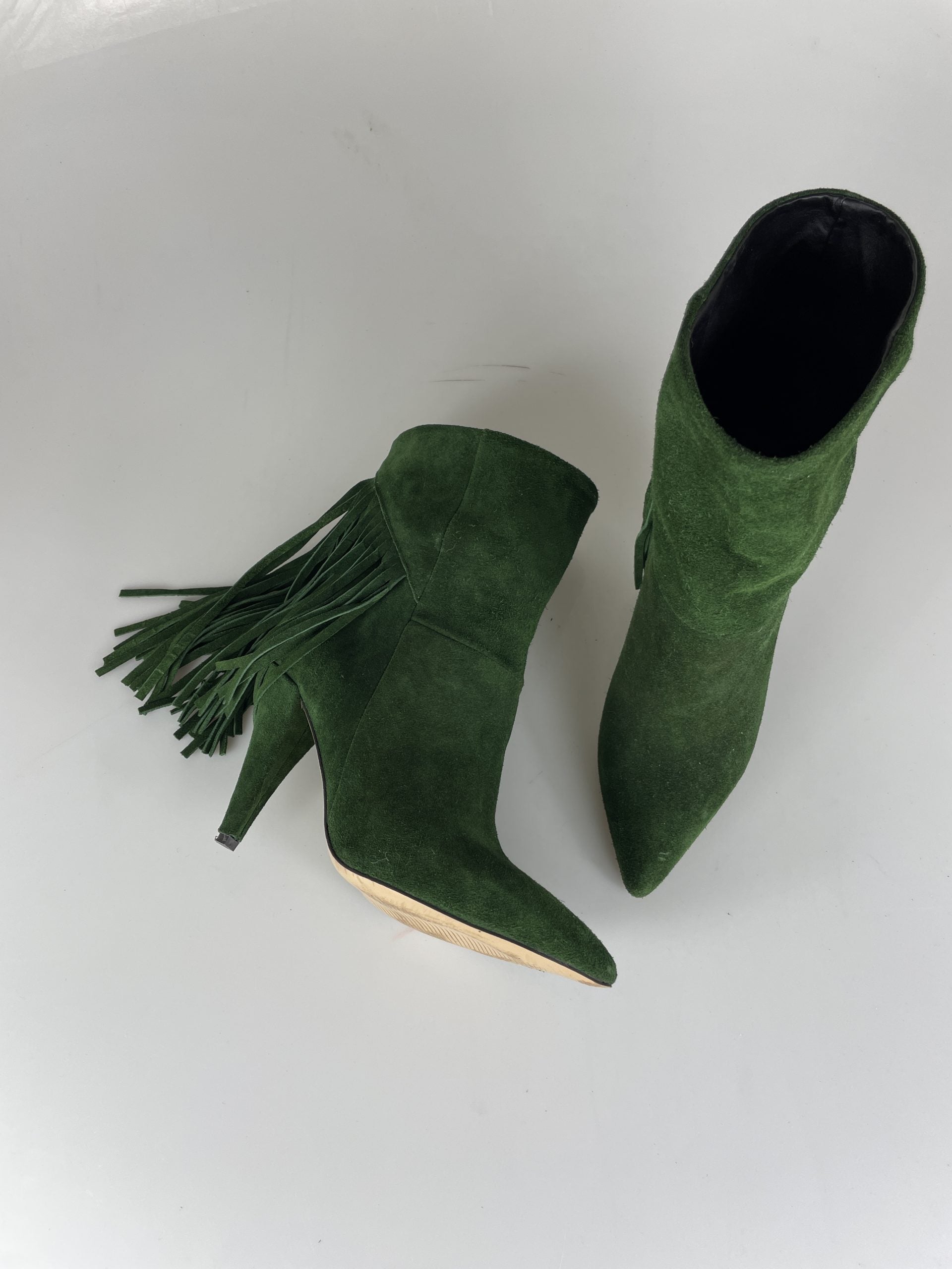 Cesarino green suede