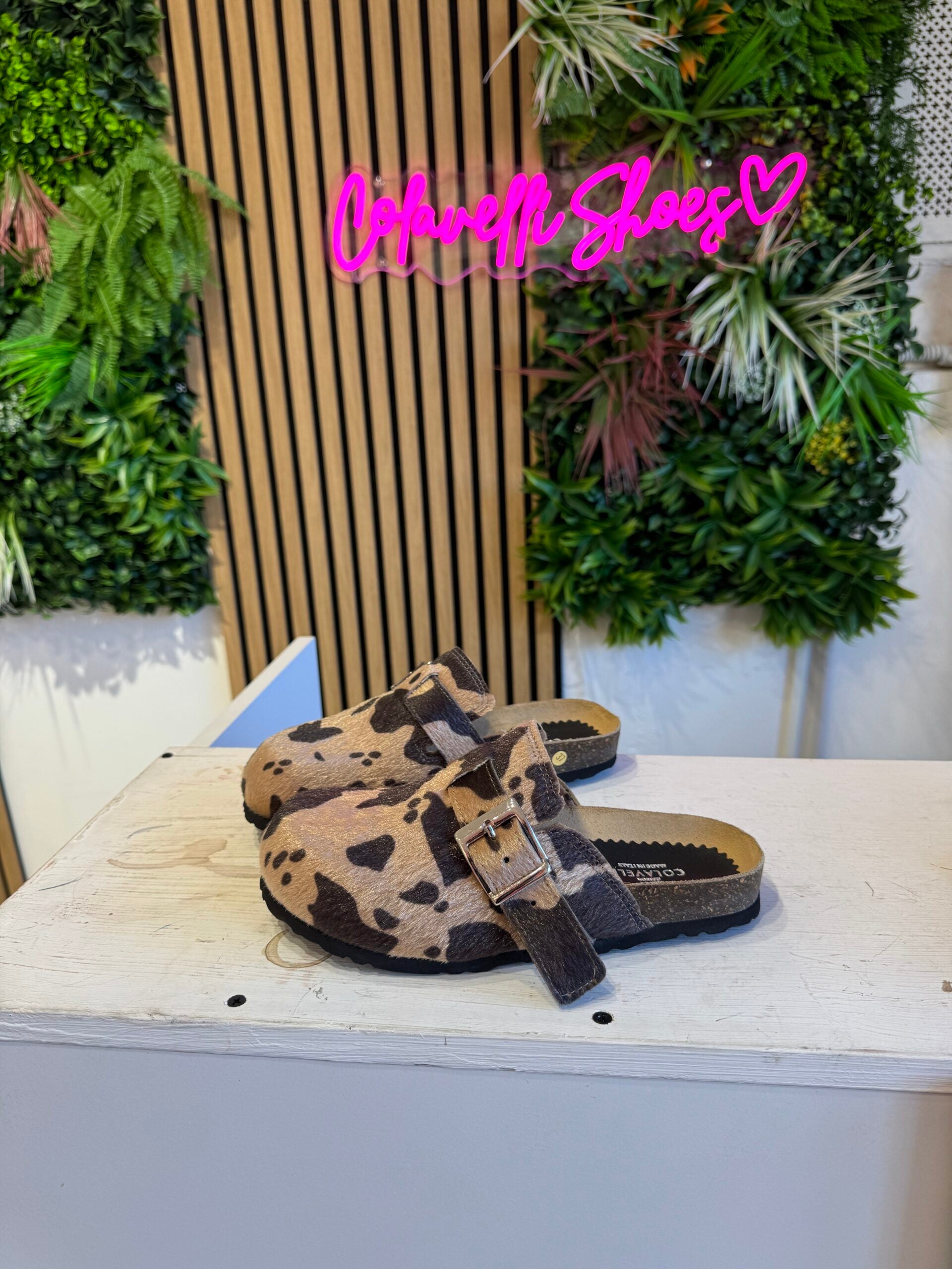 Bunny Roby beige cow