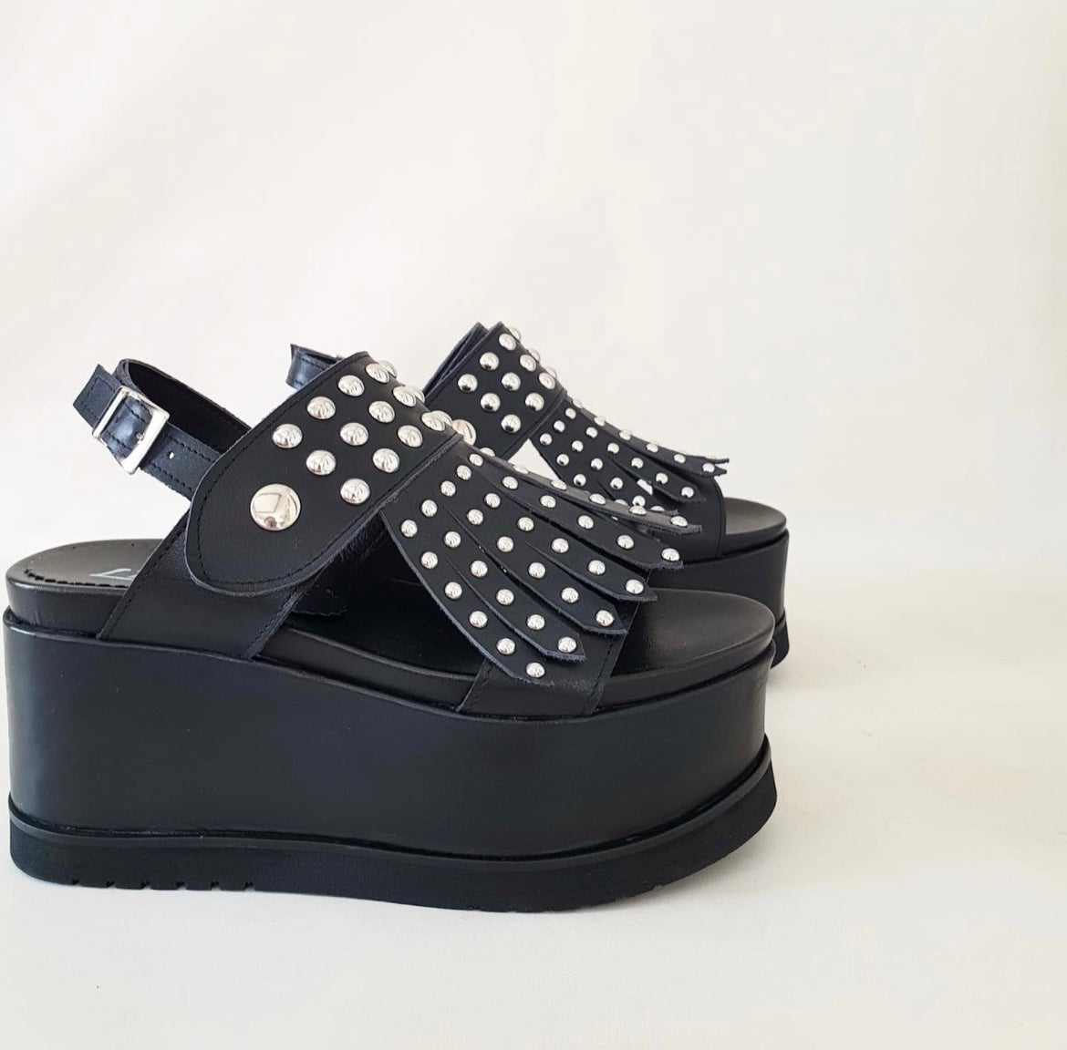 Holly51 leather
