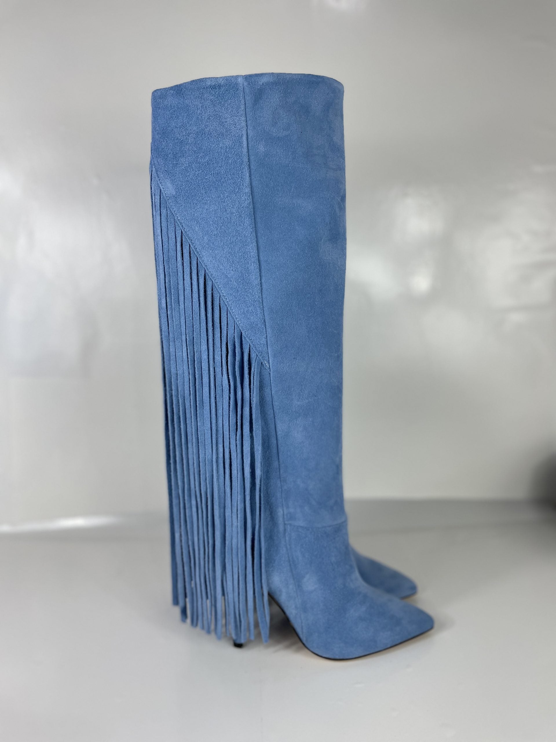 Caesar blue chamois (1571)