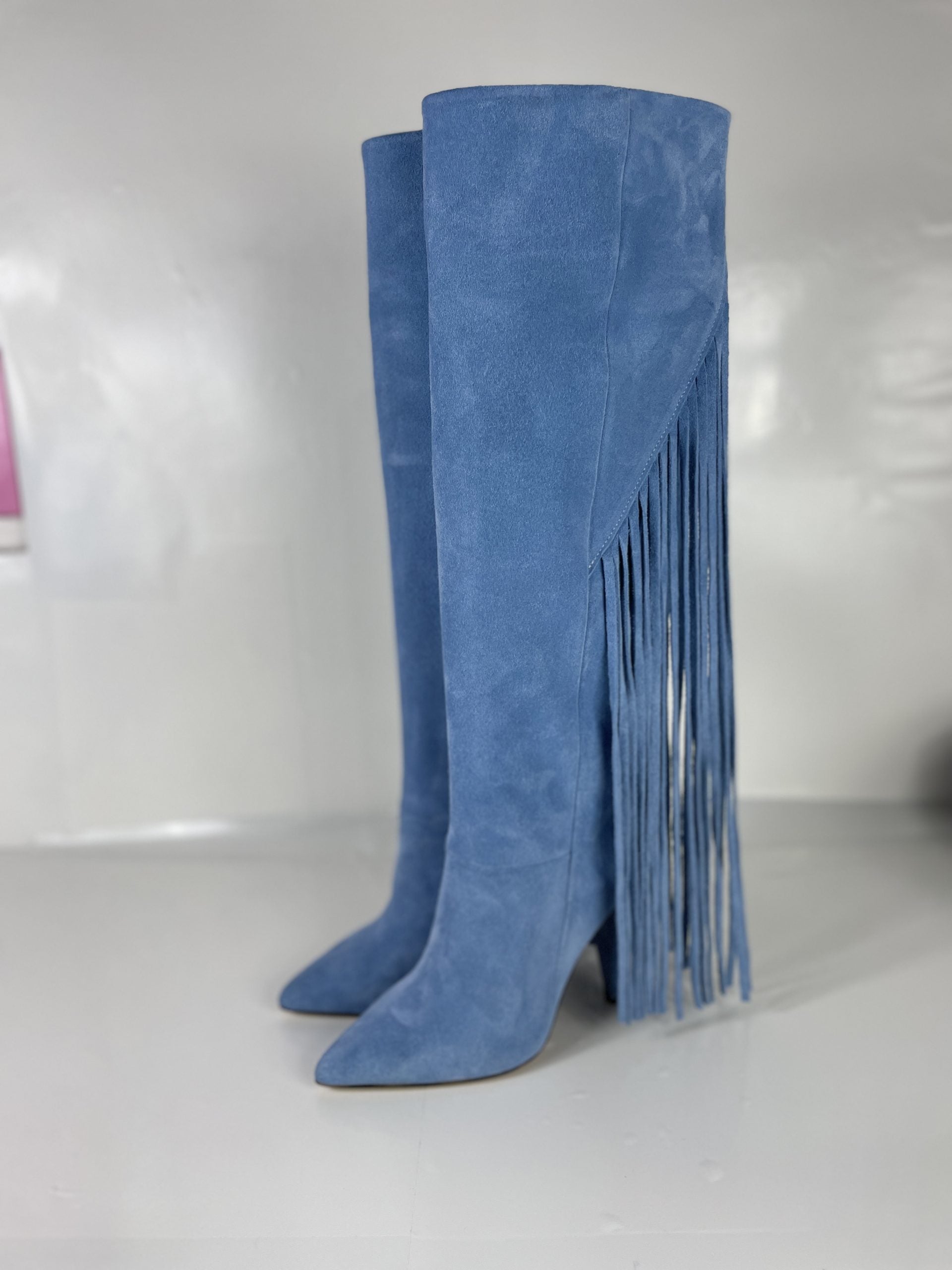 Caesar blue chamois (1571)