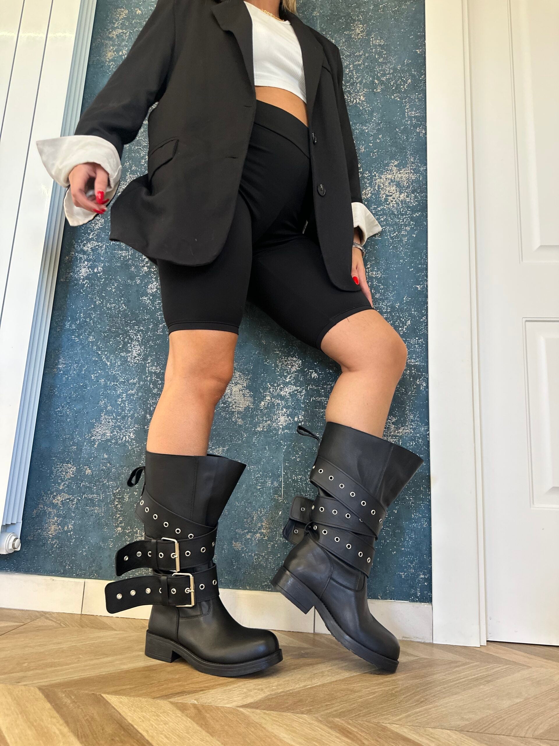 Harley vale black leather
