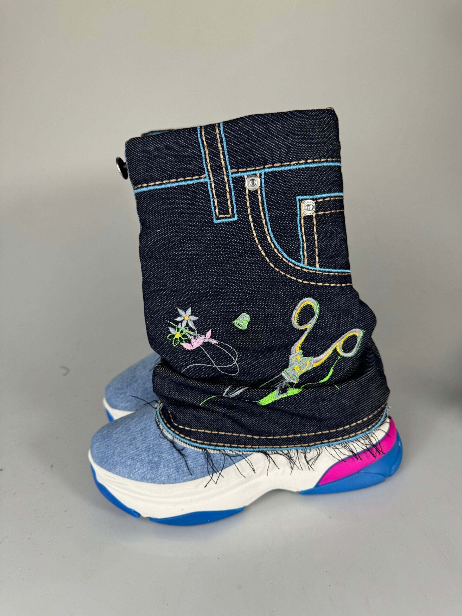 Tiger jeans light/dark embroidery