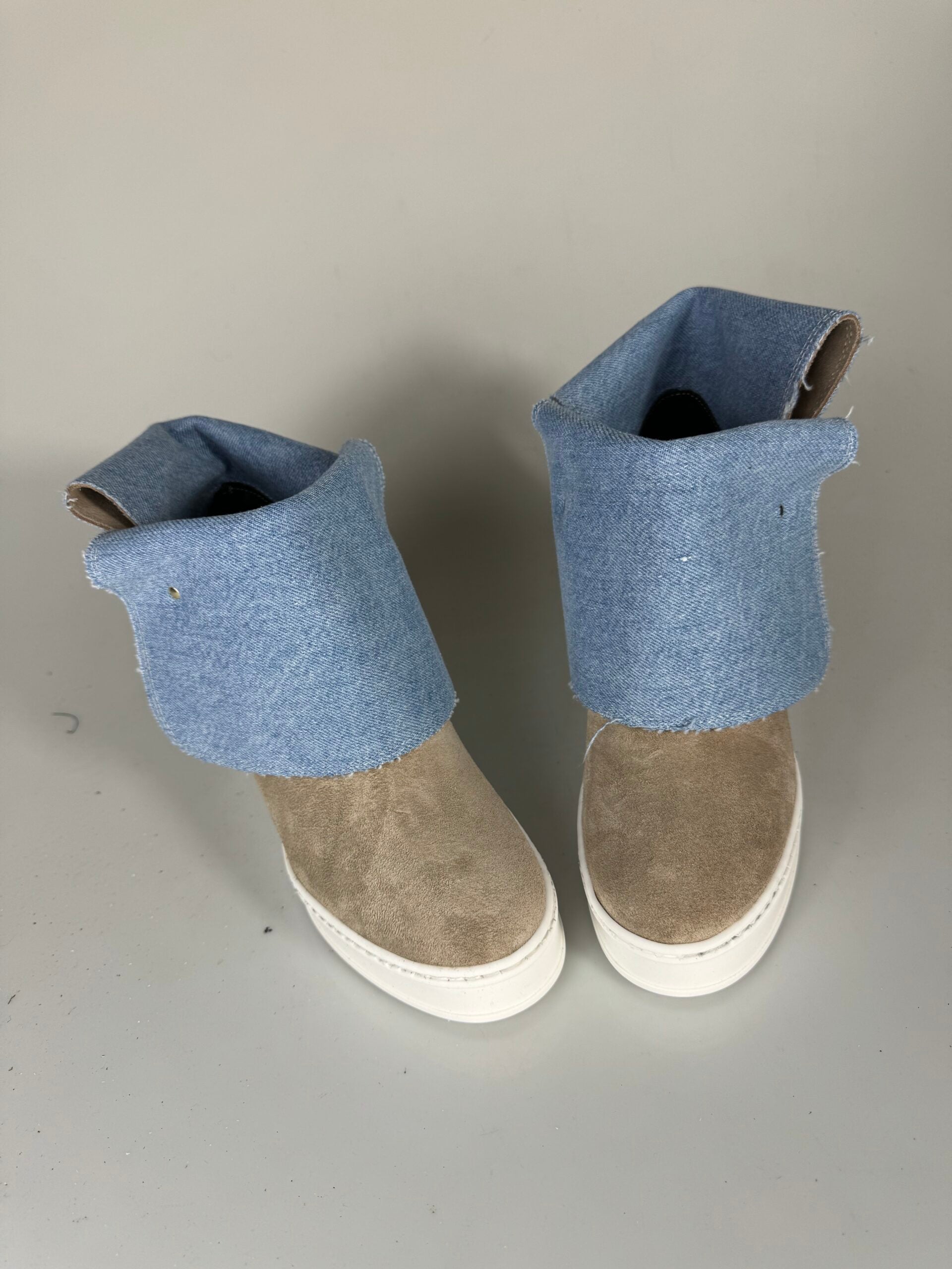 Bobo invert full up cam beige rip jeans