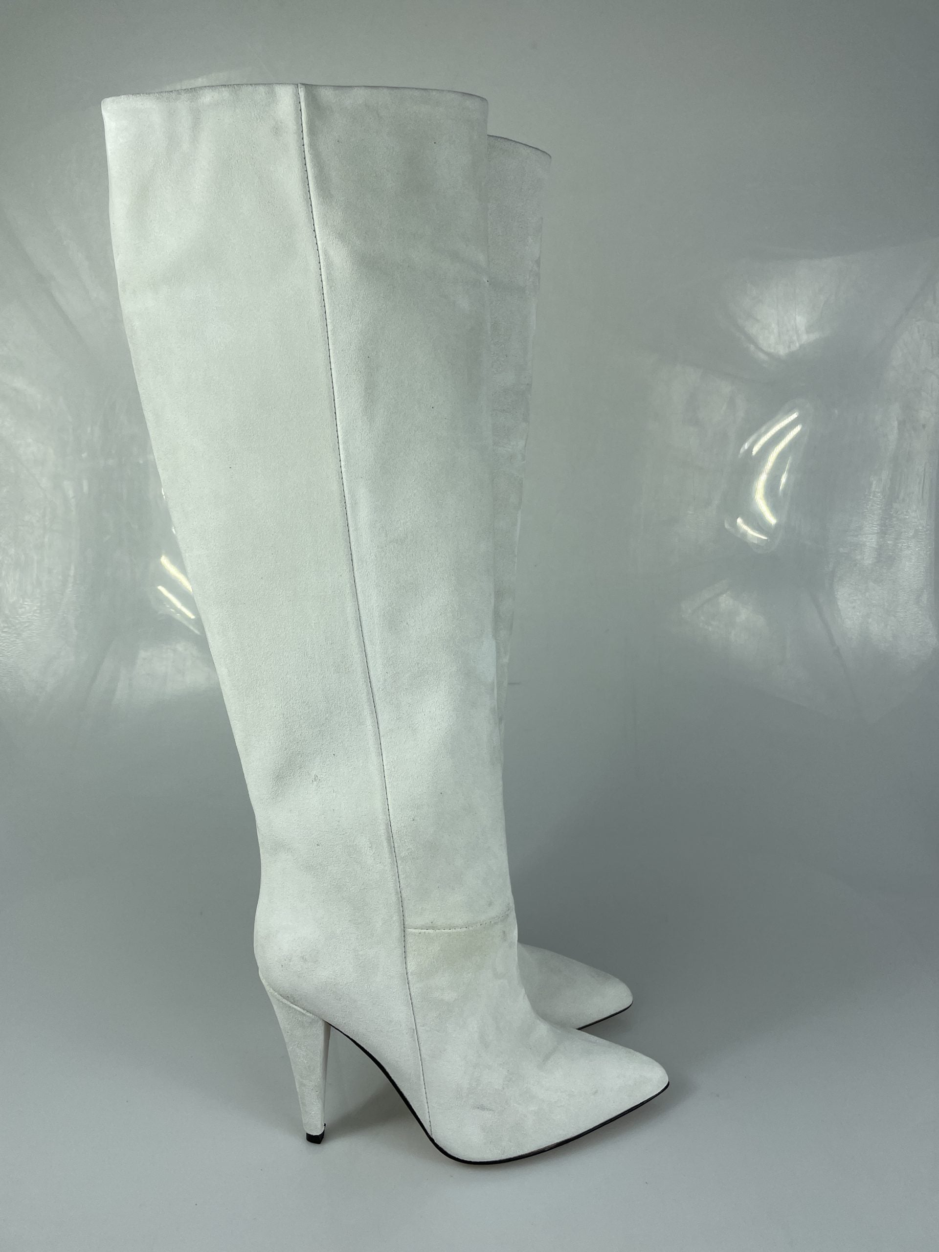 1578 ice suede
